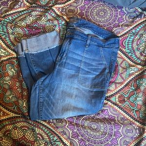 Torrid boyfriend cropped jeans, vintage stretch